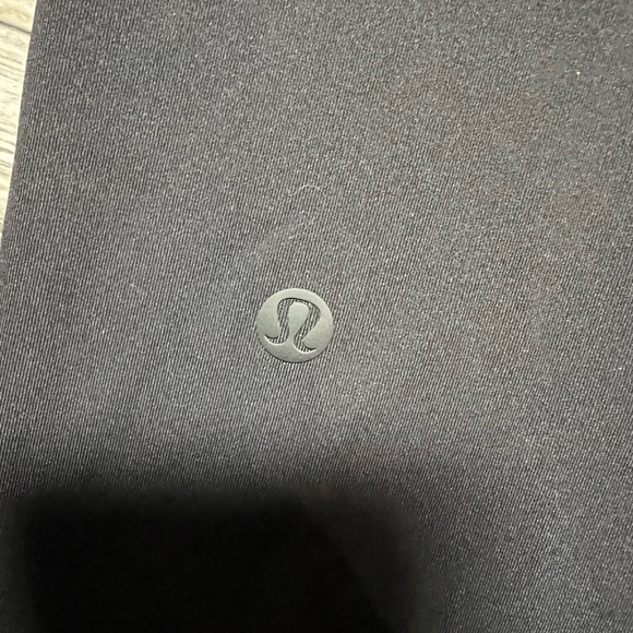 Lululemon‎ Women Black Pants- 4 - Picture 9 of 11